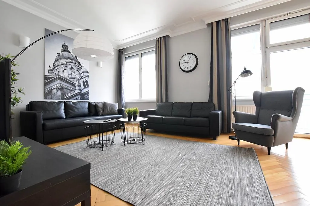 Standerd Apartment By Hi5 - Lovag Family Suites Budapest