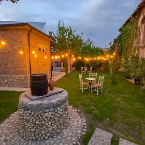 intown-guesthouse.albaniahotels.org/